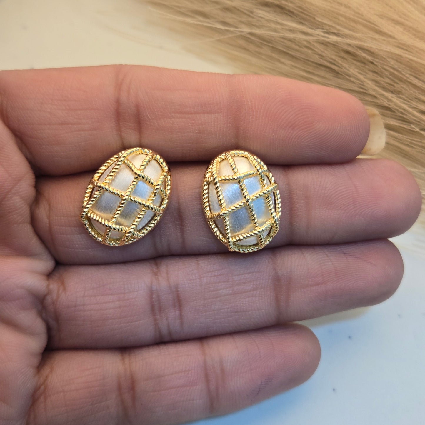 Modern Lattice Gold Studs