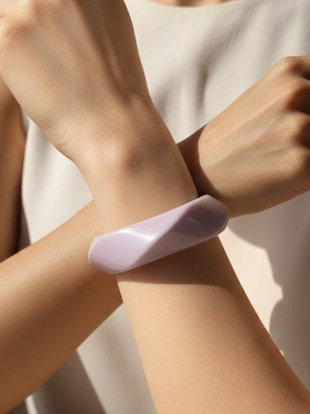 Lilac Resin Twisted Bangle for Women