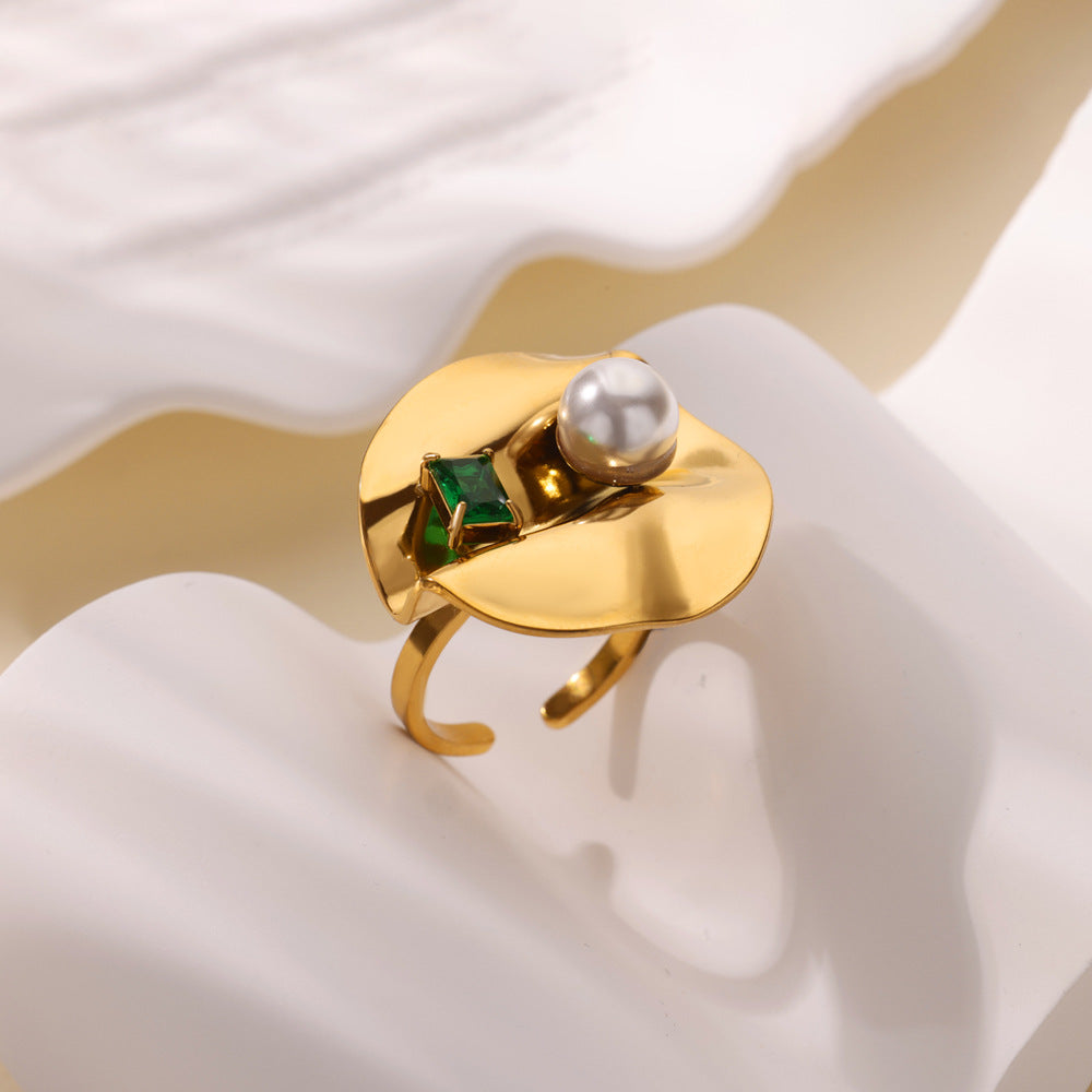 Organic Lily Pad & Emerald Accent Gold Pearl Ring