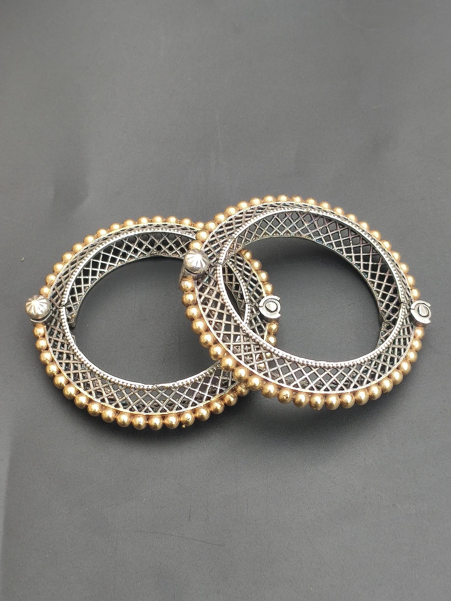 Dual Tone Silver Oxidised Jaya Kada Antique Handcrafted Bangle With Screw Opening