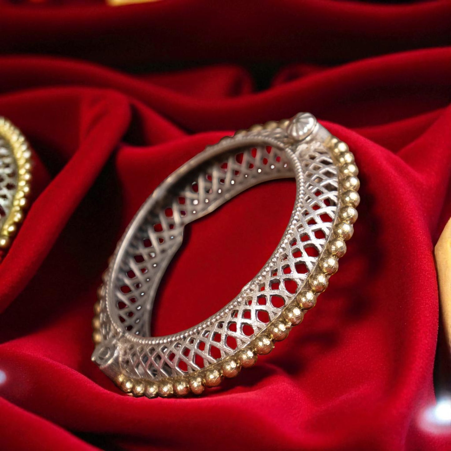 Dual Tone Silver Oxidised Jaya Kada Antique Handcrafted Bangle With Screw Opening