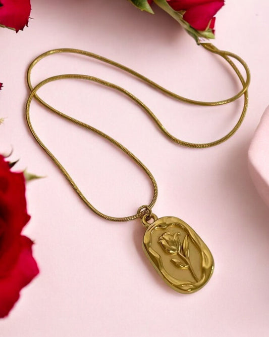 Golden Rose Pendant Chain Necklace