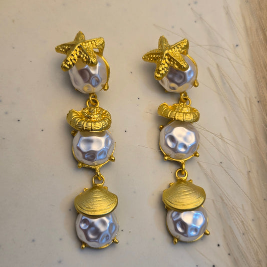 Gilded Shoreline Pearl & Starfish Drops