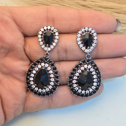 Vintage-Inspired Black Crystal Teardrops