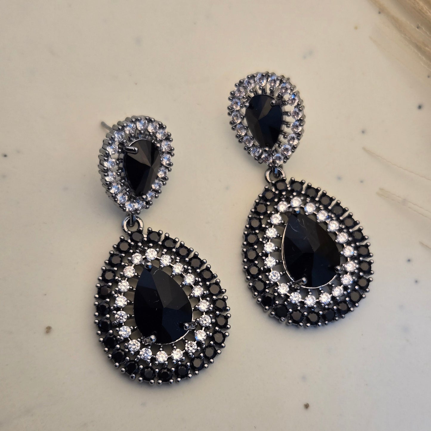 Vintage-Inspired Black Crystal Teardrops