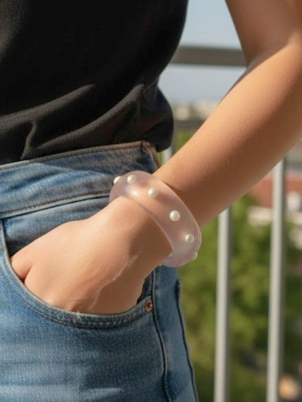 Frosted Resin Pearl Stud Bangle for Women - single piece
