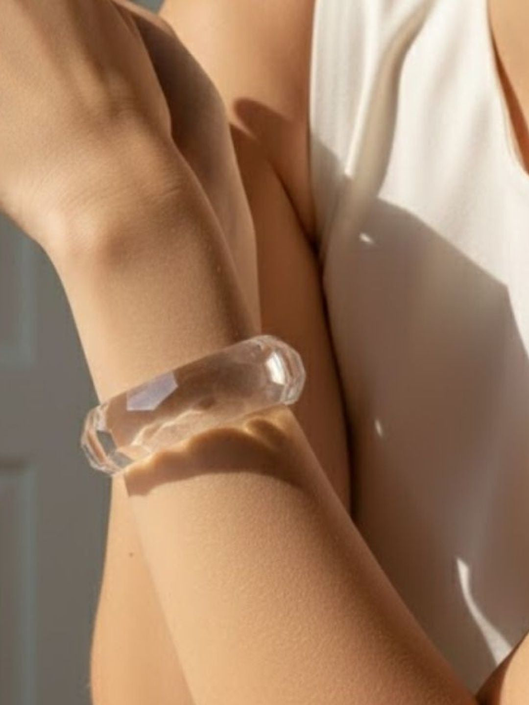 Clear Acrylic Faceted Bangle for Women - Single Piece