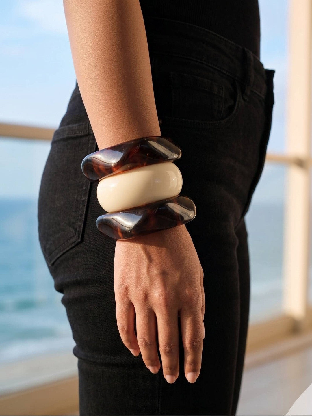Tortoiseshell Resin Bangle Bracelets Set of 3
