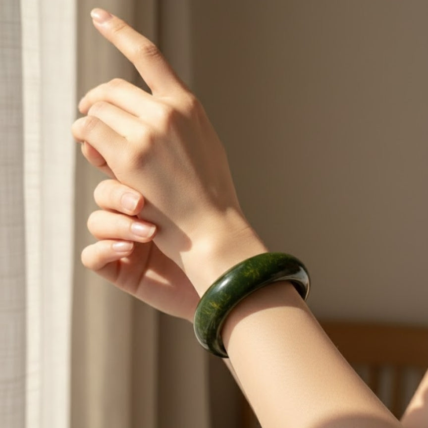 Emerald Green Marble Dome Resin Bangle