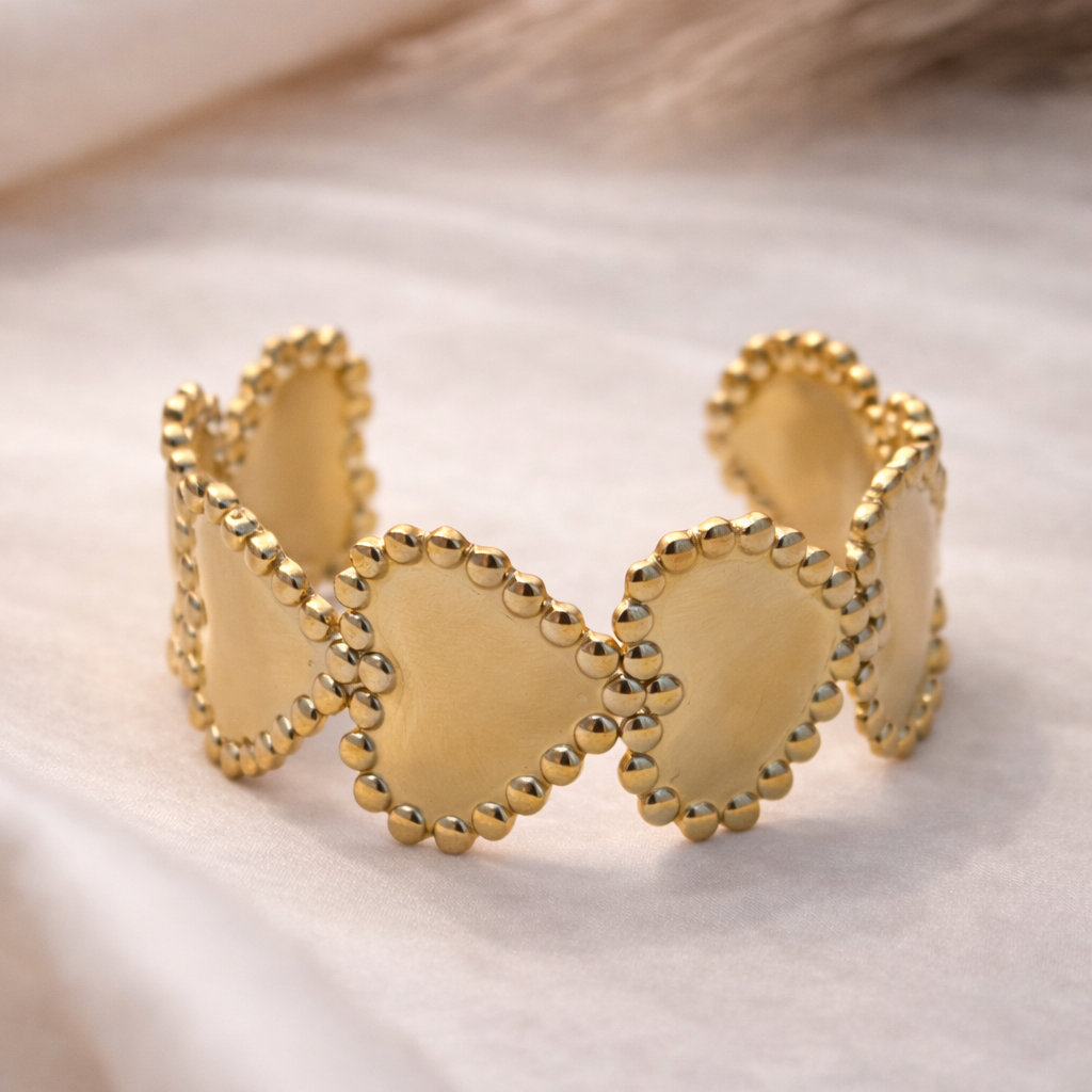 Beaded Edge Heart Link Bracelet