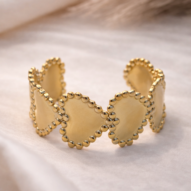 Beaded Edge Heart Link Bracelet