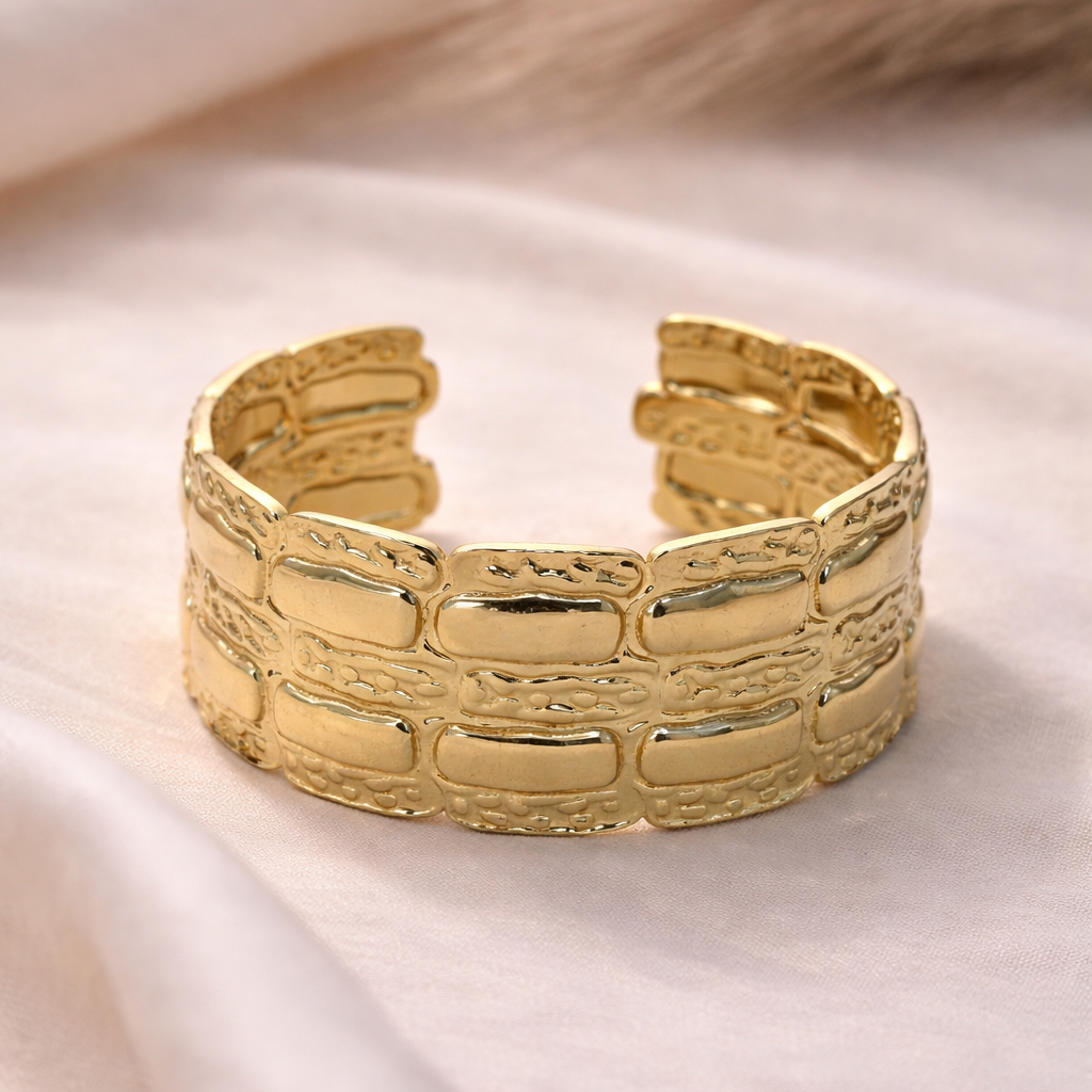 Linear Brick Textured Bracelet