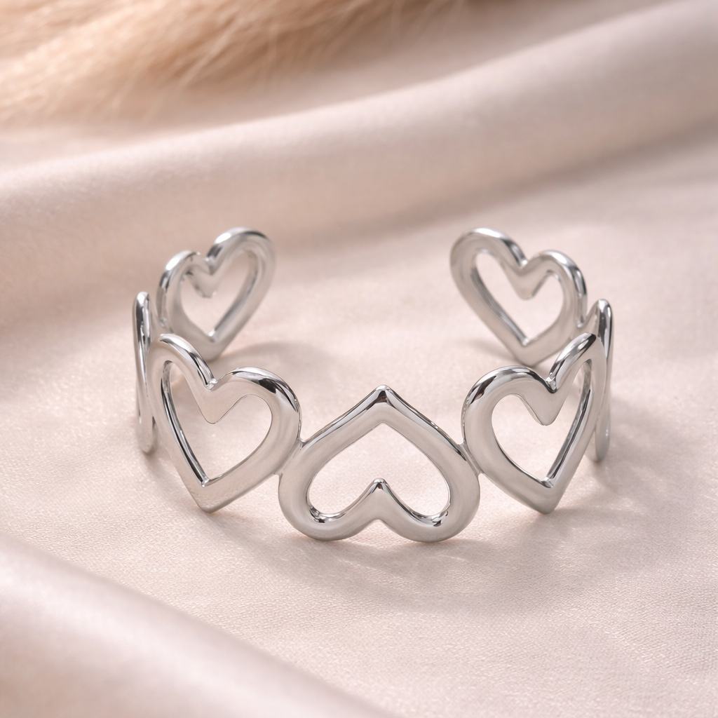 Amora Heart Cut-out Cuff