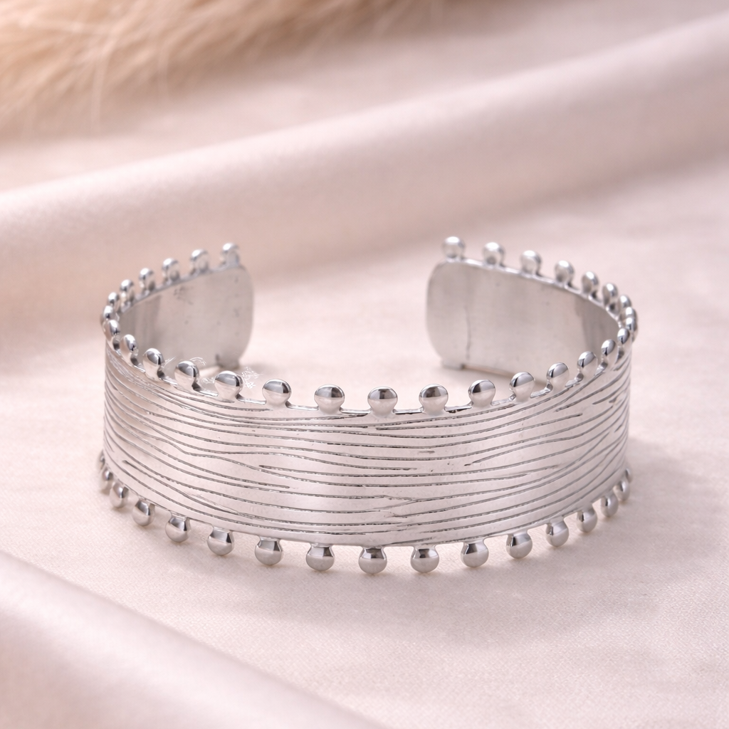 Linear Muse Beaded Cuff