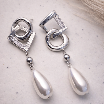 The Modern Muse Silver Pearl Drops