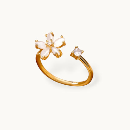 Cat's Eye Flower Adjustable Solitaire Ring