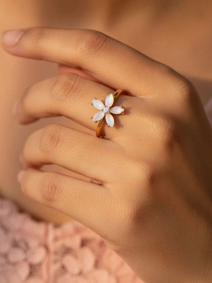 Cat's Eye Flower Adjustable Solitaire Ring