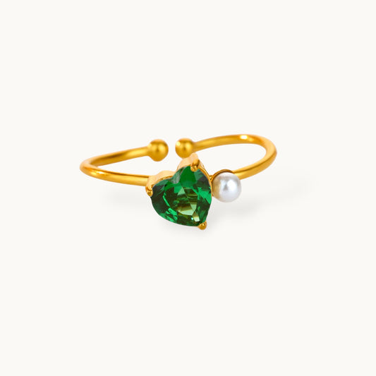 Asymmetric Heart Shape Emerald Green Stone Stackable Pearl Ring
