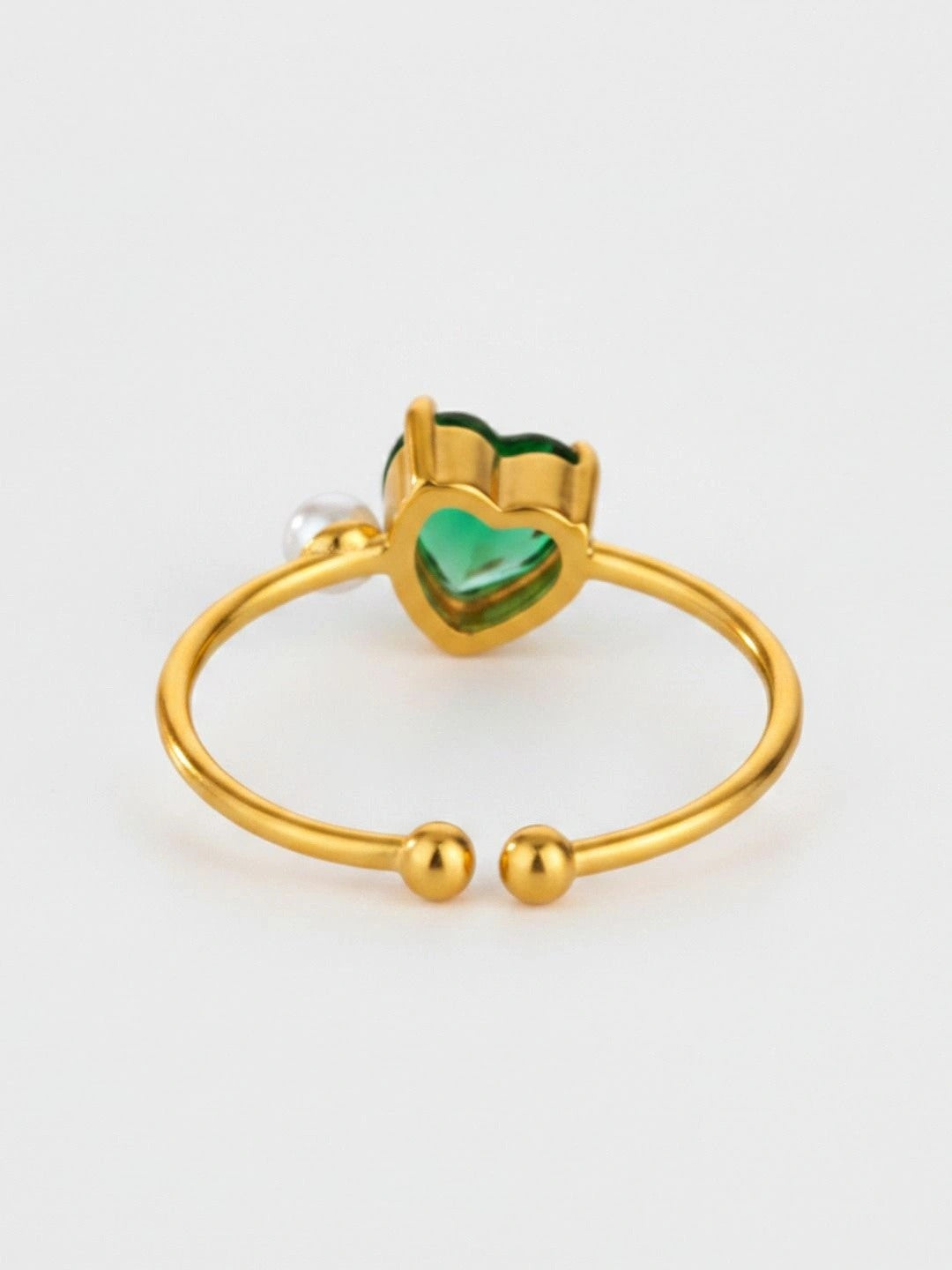 Asymmetric Heart Shape Emerald Green Stone Stackable Pearl Ring