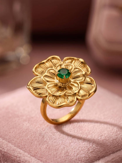 Grand Camellia Emerald Solitaire Gold Statement Ring
