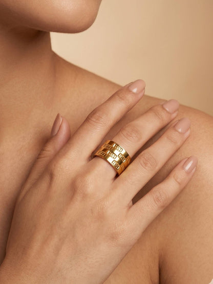 Bold Wide Geometric Grid Stackable Band