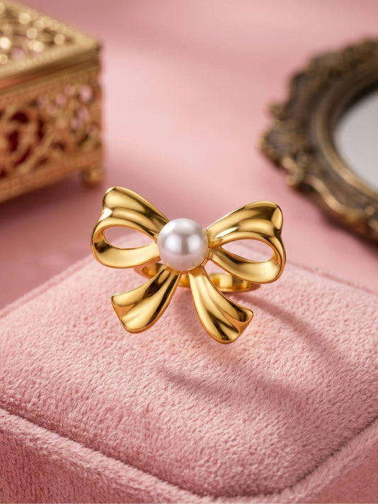 Classic Polished Central Statement Pearl Bow Ring