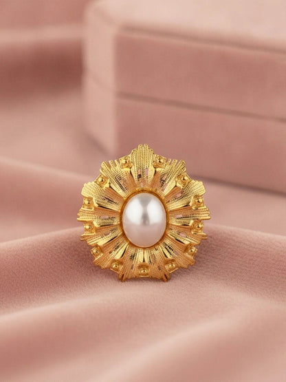 Baroque Sunburst Faux Pearl Gold-Plated Statement Ring