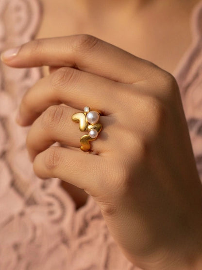 Wavy Heart Shape Dual Pearl Accents Adjustable Ring