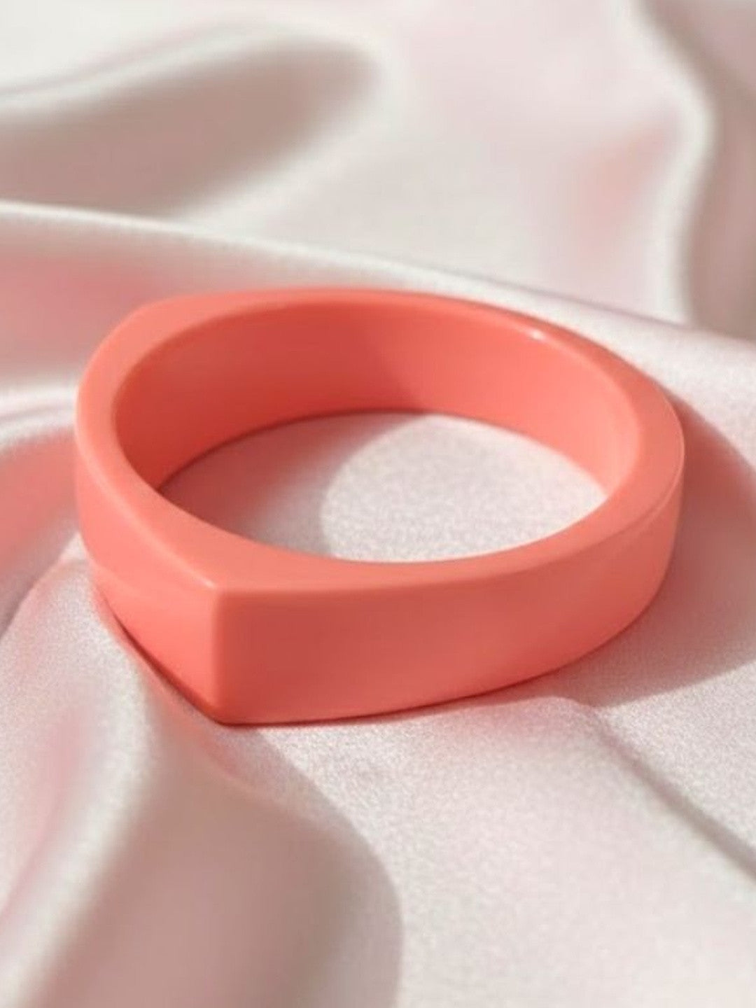Peach Acrylic Resin Bangle for Women — GP-PE-RI-05242