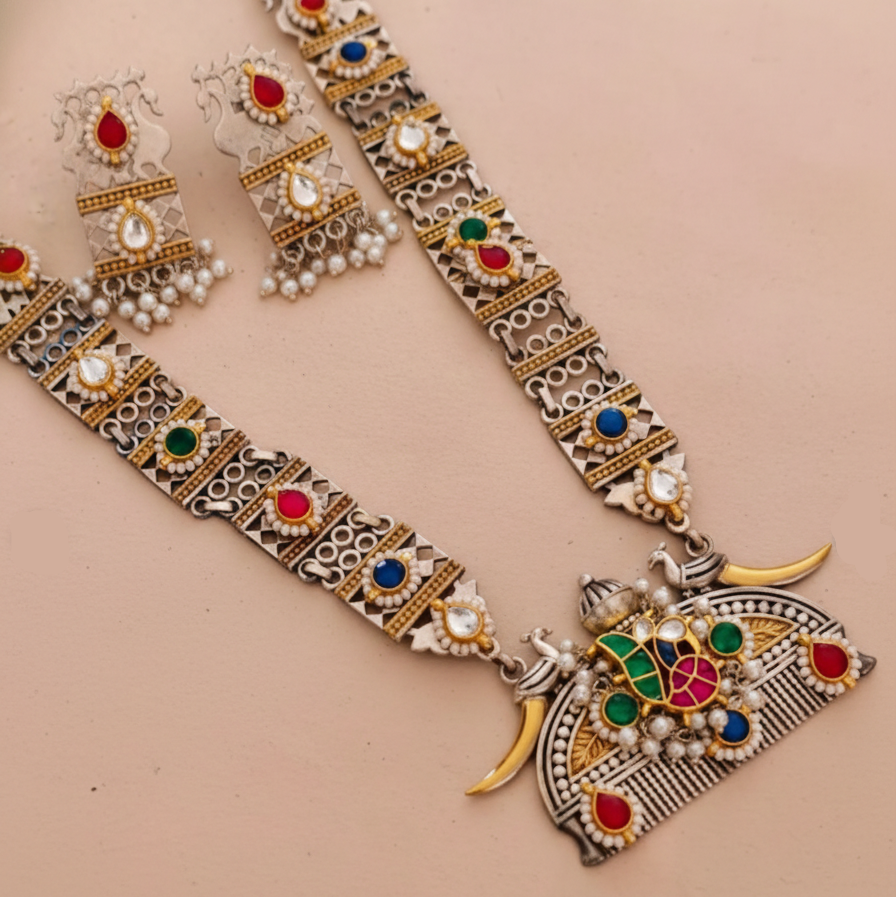 Heritage Chandrakirti Fusion Necklace with Earrings