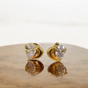 Heartful hues Diamond Stud Earrings
