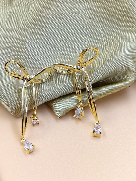 Anti tarnish Ribbon Radiance with diamond Drops