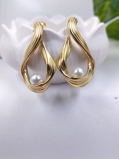 Anti tarnish Gold Plated Pearl Cascade Earrings