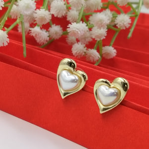 Heart Shape Gold Stud Earring