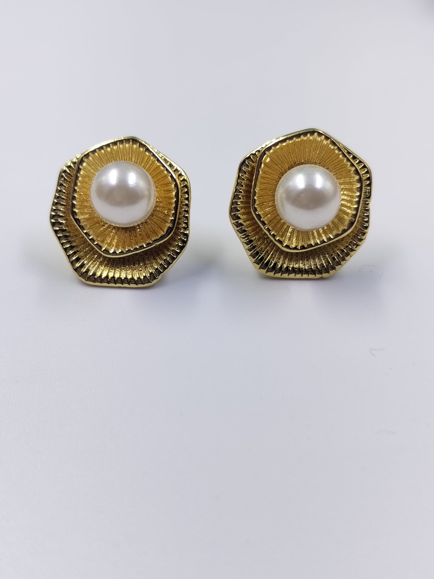 Anti tarnish Seashell Glow Earrings