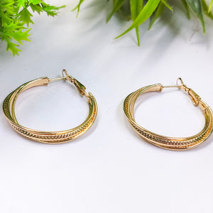 Anti Tarnish Golden Golden Twirl Hoops