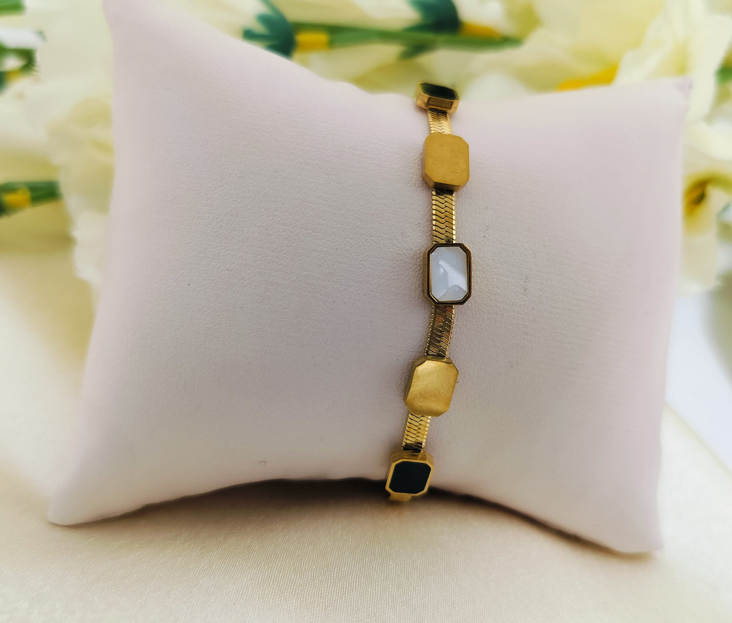 Geometric Black n White Chain Bracelet