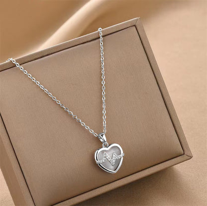 Heartbeat Heart Zircon Necklace