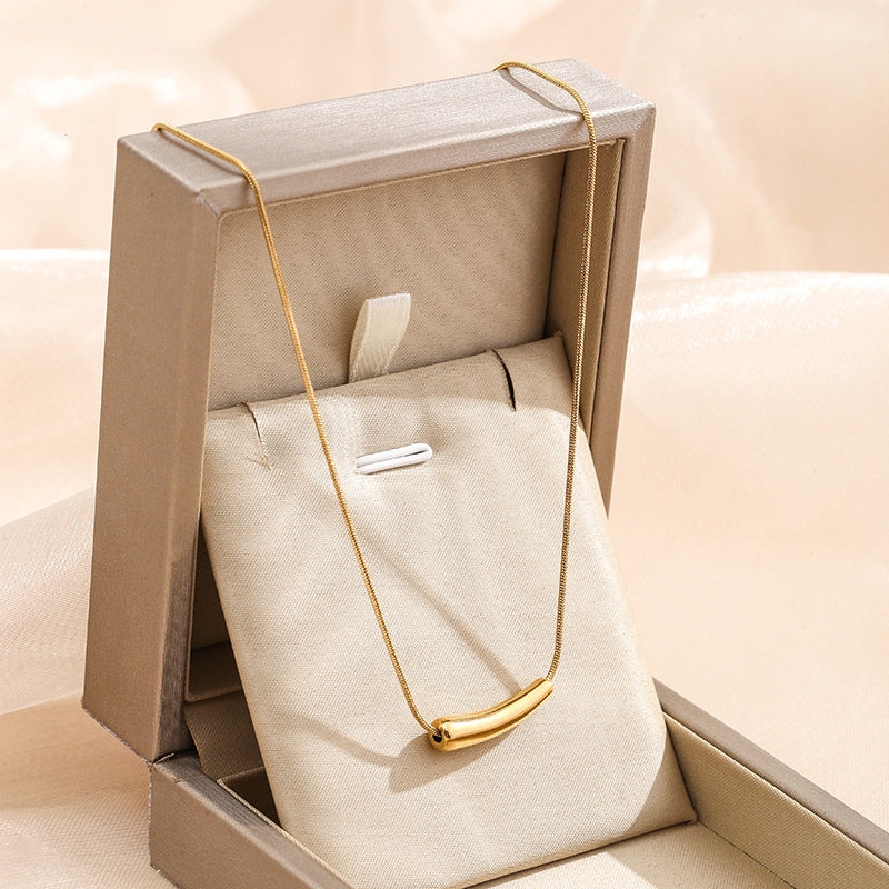 Luxury 18K Gold Plated Curved Bar Necklace