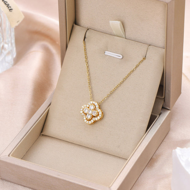 Classic Clover Zircon Pendant Necklace
