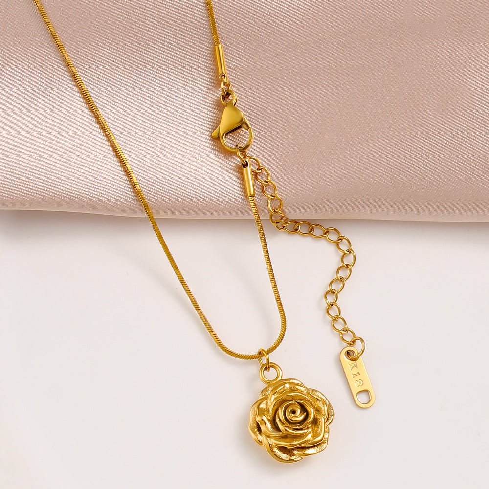 Blooming Rose Pendant Chain Necklace