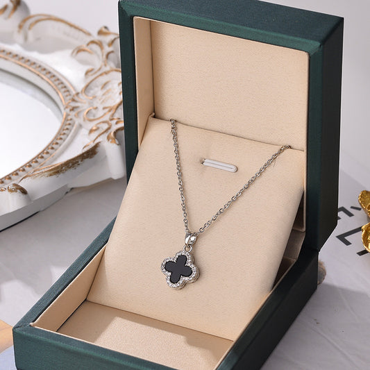 Classic Four-Leaf Petal Necklace