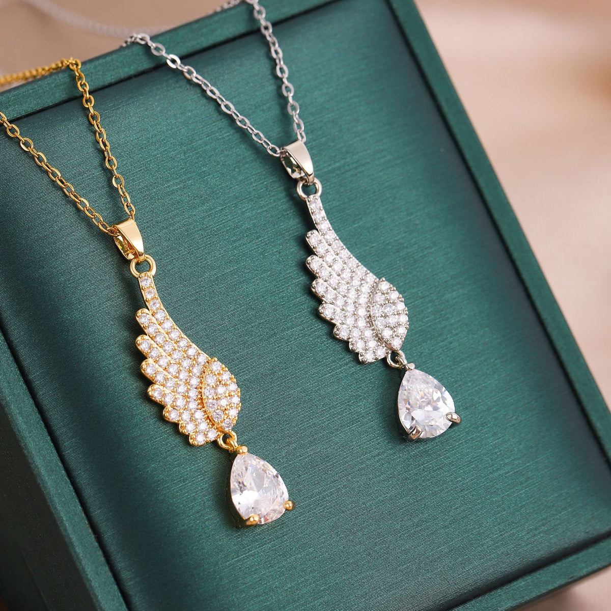 Elegant Wing Drop Zircon Necklace