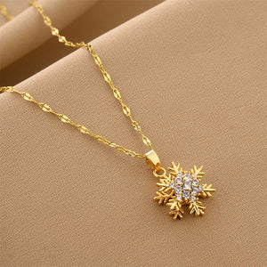 Snowflake Gold Pendant Necklace