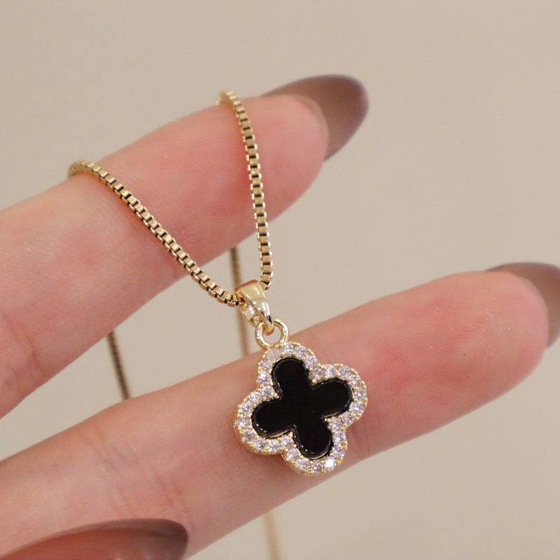 Classic Four-Leaf Petal Necklace