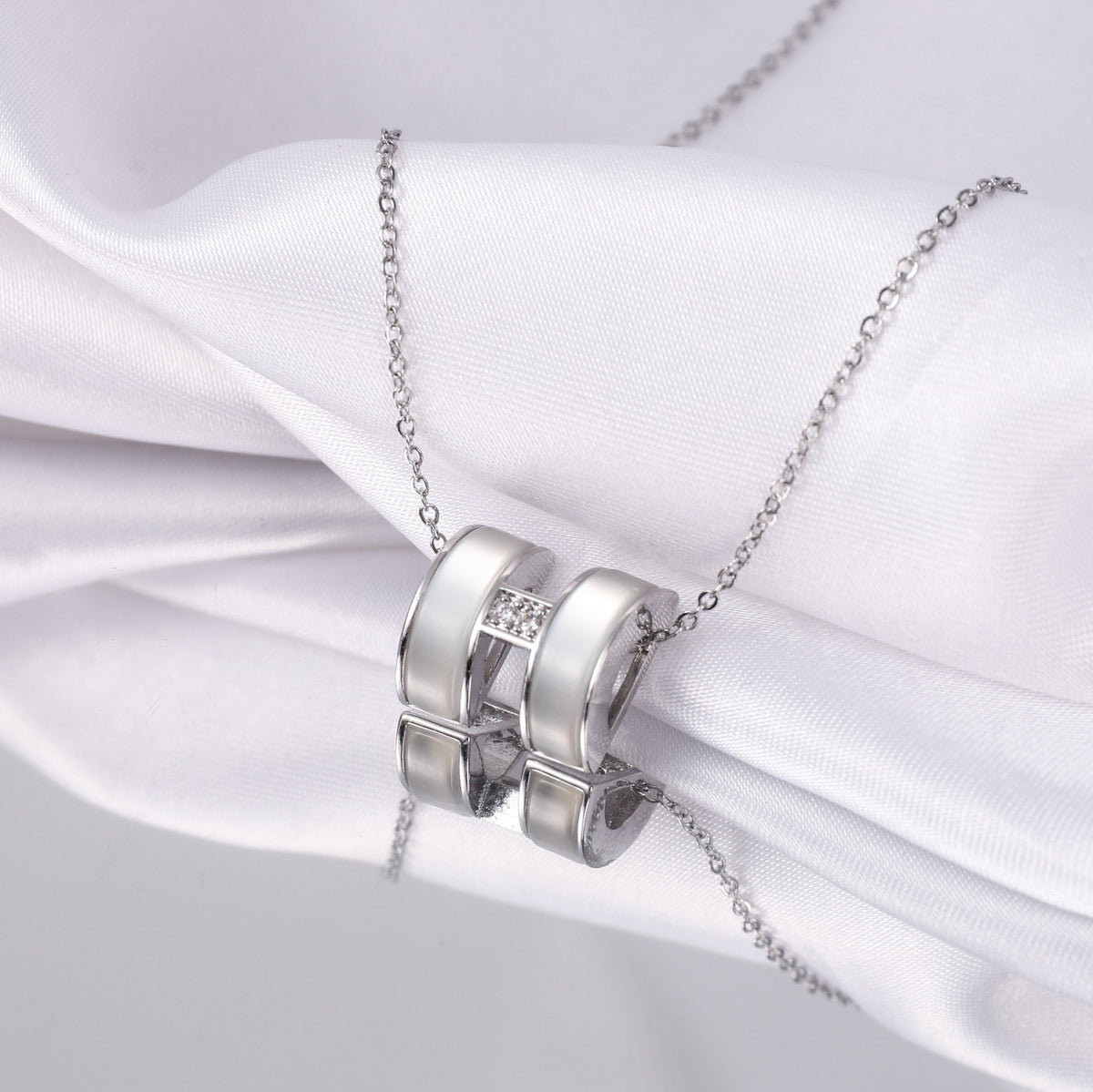 Trendy Enamel H Pendant Necklace