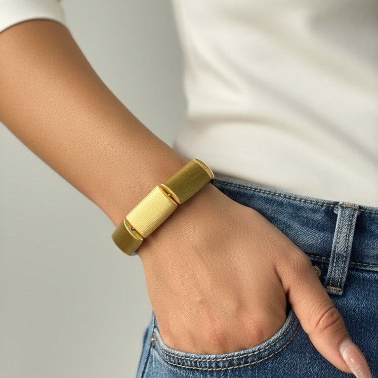 Brushed Gold Geometric Link Bracelet