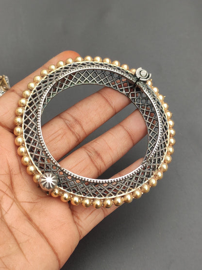 Dual Tone Silver Oxidised Jaya Kada Antique Handcrafted Bangle With Screw Opening