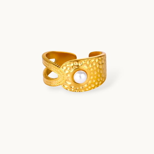 Artisanal Hammered & Woven Detail Pearl Band Ring